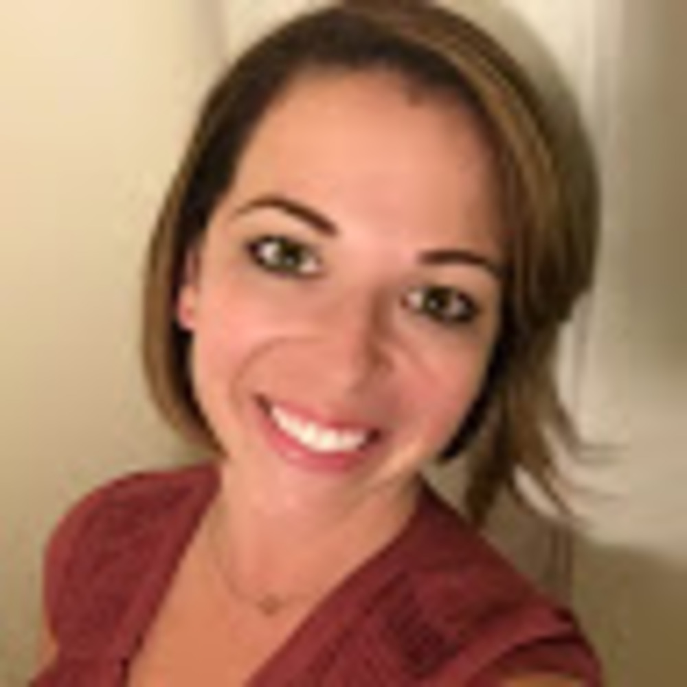 Meet your Posher, Cassandra